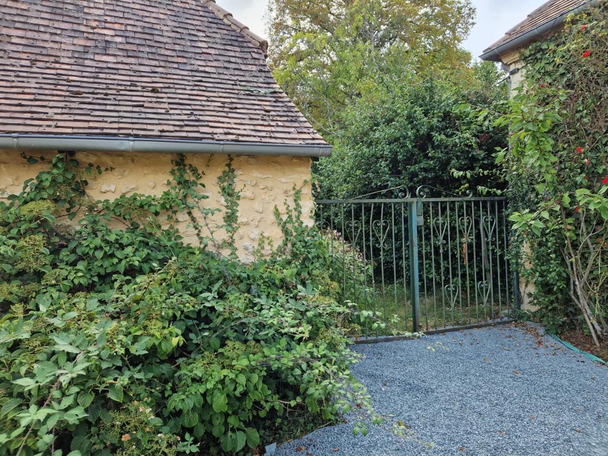 Cocon Du Domaine De La Grande Decision Villa La Douze Exterior photo